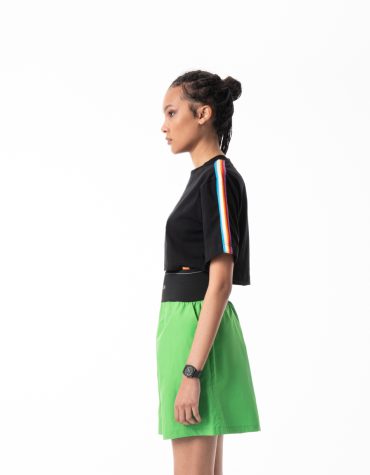 CROP TOP ΜΕ ΠΟΛΥΧΡΩΜΕΣ ΡΙΓΕΣ (BLACK) MAMOUSH ΡΟΥΧΑ 2