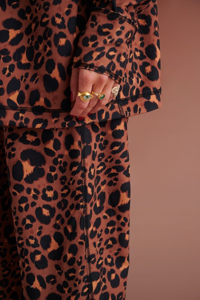 NADINE OVERSIZED SHIRT WITH POINTED COLLAR (LEOPARD) KARAVAN CLOTHES 7