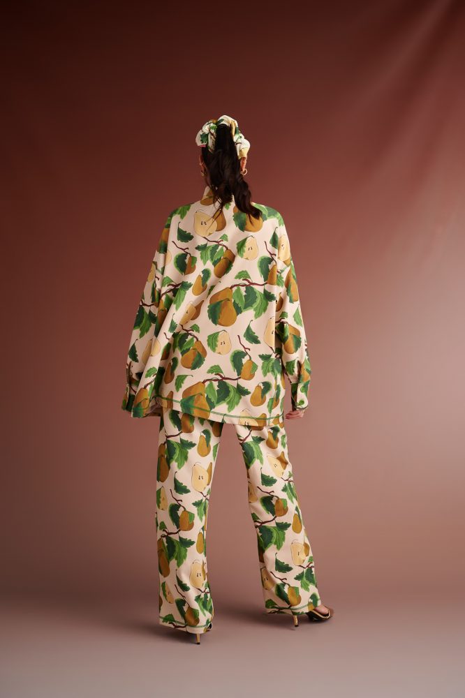 NADINE OVERSIZED SHIRT WITH POINTED COLLAR (PEARS) KARAVAN CLOTHES 6