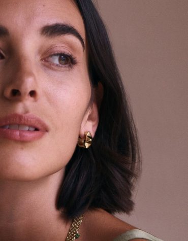 PEAK RIVET EARRINGS GOLD EDBLAD ACCESSORY 2