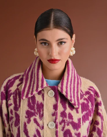 KINGSTON OVERSIZED COAT ( MAGENDA IVORY) KARAVAN CLOTHES 2