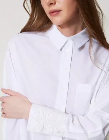 ΠΟΥΚΑΜΙΣΟ ΠΟΠΛΙΝΑ OVERSIZED ΜΕ ΔΑΝΤΕΛΑ TWINSET new arrivals 2