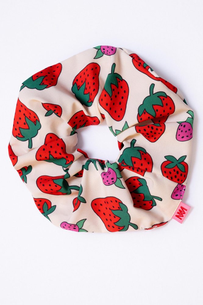 SCRUNCHIES (WHITE/STRAWBERRIES) MAMOUSH ΝΕΕΣ ΑΦΙΞΕΙΣ 3