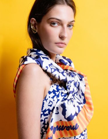 ‘ALYSSA’ ΜΑΝΤΗΛΙ-ΠΑΡΕΟ (BLUE/WHITE) MAMOUSH OUTLET -70% 2