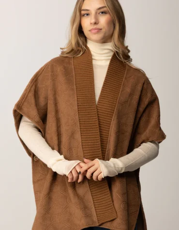 ΠΛΕΚΤΟ ΠΟΝΤΣΟ ΜΕ ΛΟΓΟΤΥΠΟ TWINSET MILANO new arrivals