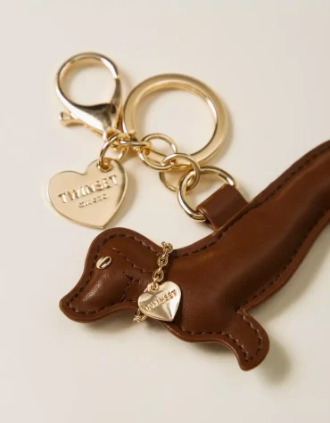 ΜΠΡΕΛΟΚ DACHSHUND ΜΕ ΟΒΑΛ Τ TWINSET MILANO ACCESSORY 2