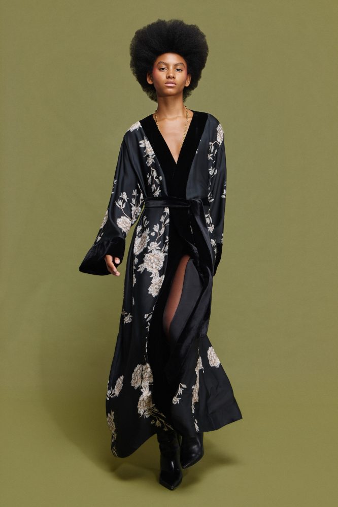 ‘VANESSA’ ΜΑΚΡΥ ΚΙΜΟΝΟ ΜΕ ΒΕΛΟΥΔΟ (BLACK/FLORAL) MAMOUSH ΝΕΕΣ ΑΦΙΞΕΙΣ 6