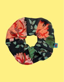SCRUNCHIES (BLACK FLOWERS ) MAMOUSH ΝΕΕΣ ΑΦΙΞΕΙΣ