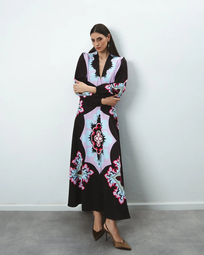 ΣΕΜΙΖΙΕ ΜΑΞΗ ΦΟΡΕΜΑ (EXPLOSION) EIRIANNA THE BRAND ΝΕΕΣ ΑΦΙΞΕΙΣ 12