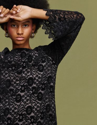 ‘ELLIANA’ ΜΙΝΙ ΦΟΡΕΜΑ ΑΠΟ ΔΑΝΤΕΛΑ ΜΕ ΒΕΛΟΥΔΟ (BLACK) MAMOUSH new arrivals 2