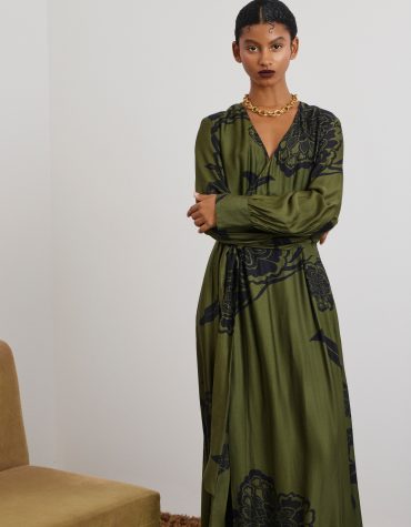 ‘AMAYA’ ΜΑΞΙ ΚΡΟΥΑΖΕ ΦΟΡΕΜΑ MAMOUSH ΝΕΕΣ ΑΦΙΞΕΙΣ